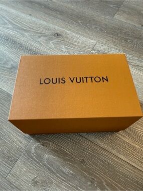 Louis Vuitton Orange-Tan Signature Box